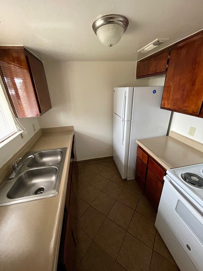Photo - 122 Kings Ave Unidad 122