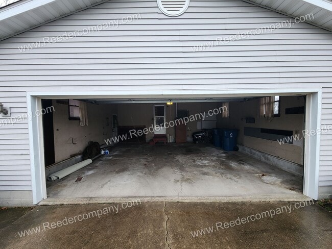 Photo - Well maintained 3 bedroom 2 bathroom house