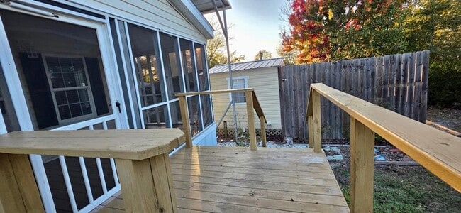 Building Photo - 125 N Patrick St