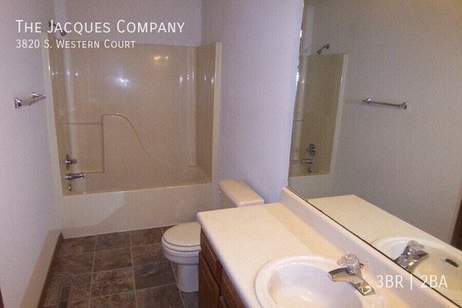 Photo - 3820 S Western Ct