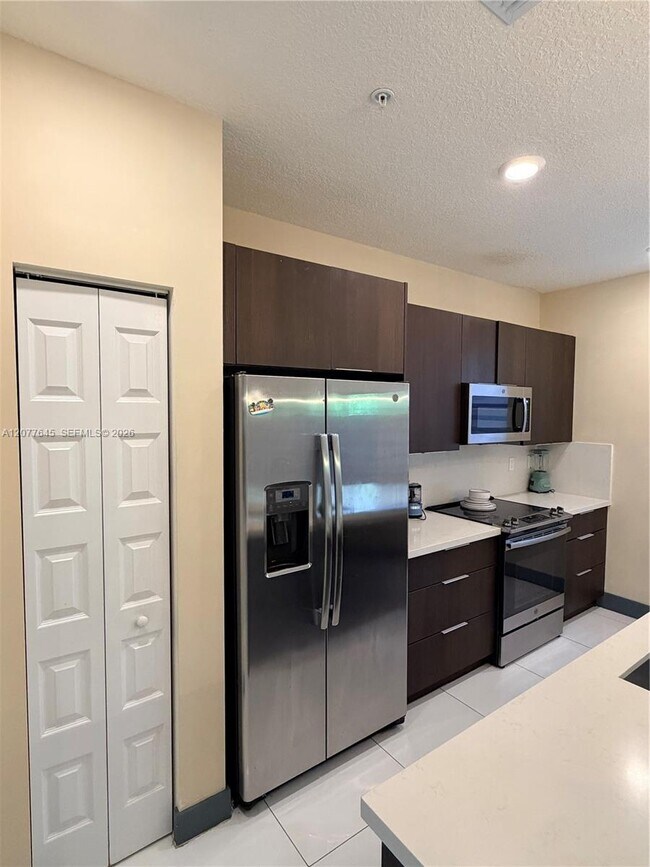 Photo - 10455 NW 82nd St Unit 10