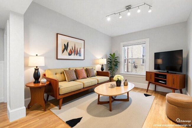 Photo - 72 Mozart St