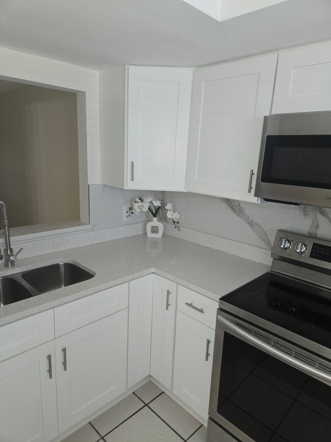 Photo - 6314 Newtown Cir Unit A2