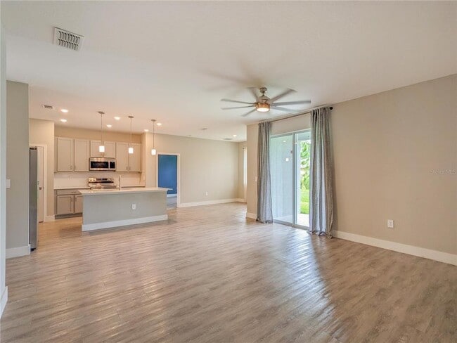 Photo - 7295 Minardi St