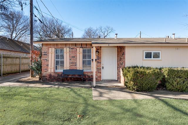 Photo - 506 N Elm St