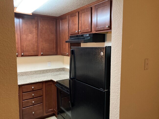 Photo - 250 S 162nd St