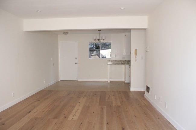 Photo - 1417 14th St Unidad 3