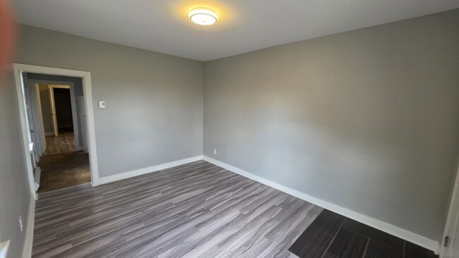 270 Robinson St Unit 270