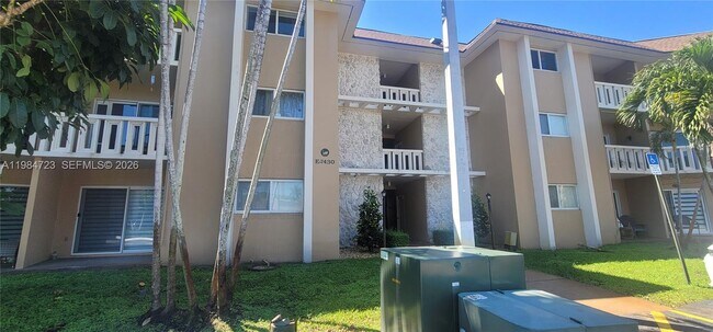 Photo - 7430 Miami Lakes Dr Unidad E105