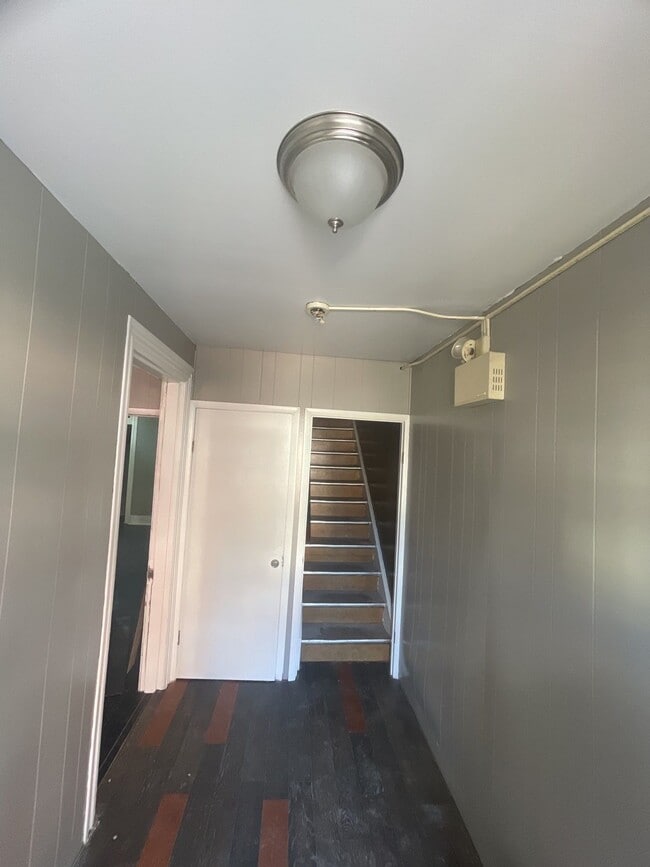 Photo - 101 North George St Unit Apt 2