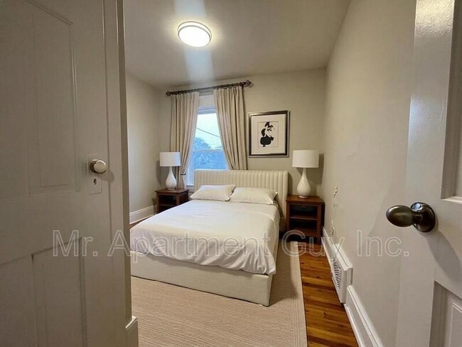 Photo - 12 Carrick Ave Unit 2