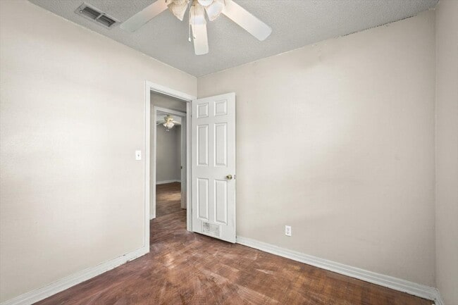 Photo - 6544 Aires Rd