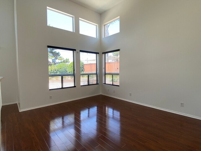 Photo - Spectacular 4 bd. 3 bath home in prime Dis...