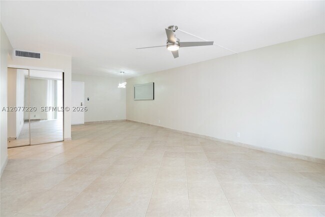 Photo - 16740 NE 9th Ave Unit 604