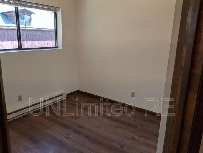 Photo - 321 N Park St Unit B