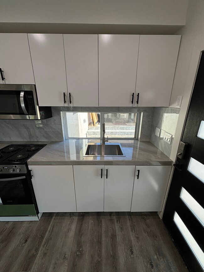 Photo - 5424 Garden Grove Ave