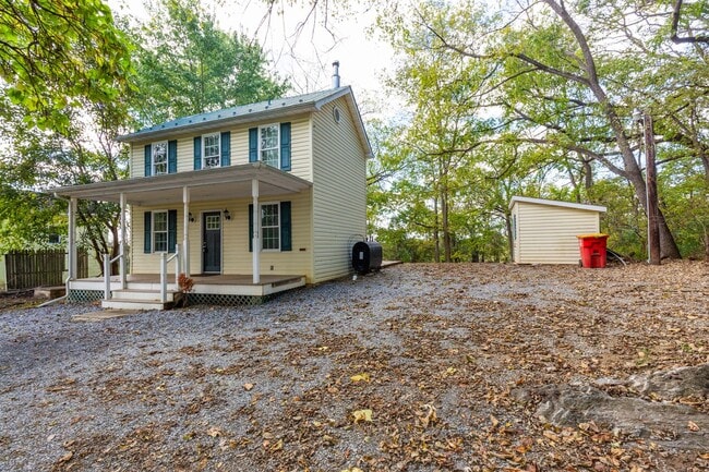 Photo - 2 Bed, 2 Bath Farmhouse-Style Home in Kear...