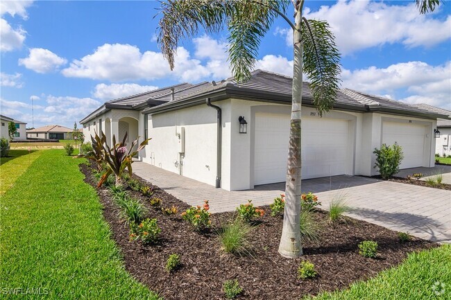 Building Photo - 19557 Hinkley Dr Rental