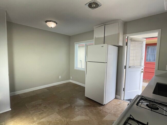 Photo - 1159 Felspar St Unidad 1159