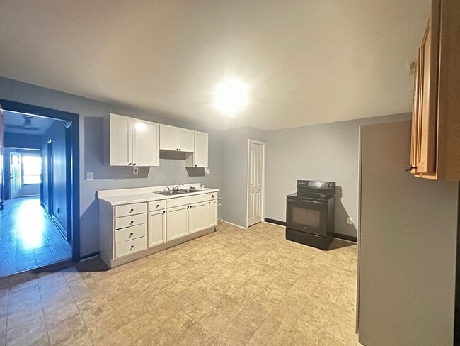 Photo - 268 E Loudon Ave Unit 1