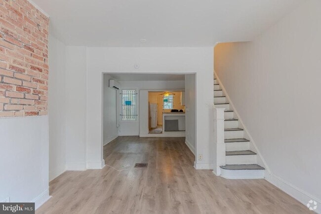Building Photo - 3204 Hartville St Rental