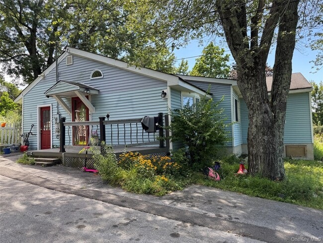 Photo - 14 Brookside Rd