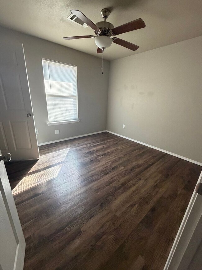 Photo - S. L Duplex Unidad A