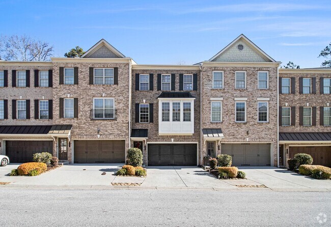 Building Photo - Tri Level Townhome in Tucker