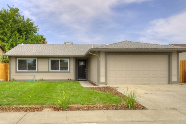 Building Photo - 569 Argonaut St