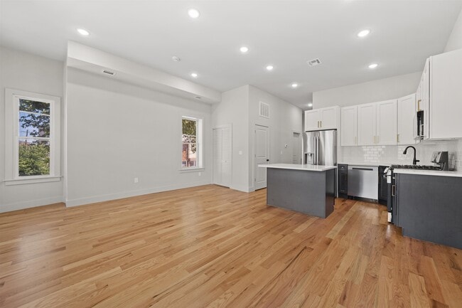 Photo - 424 Woodlawn Ave Unidad 2