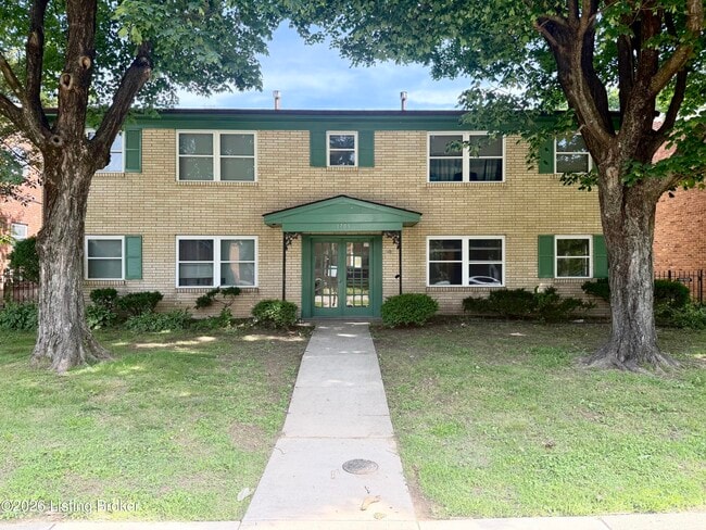 Building Photo - 1709 Valley Forge Way Unit 2