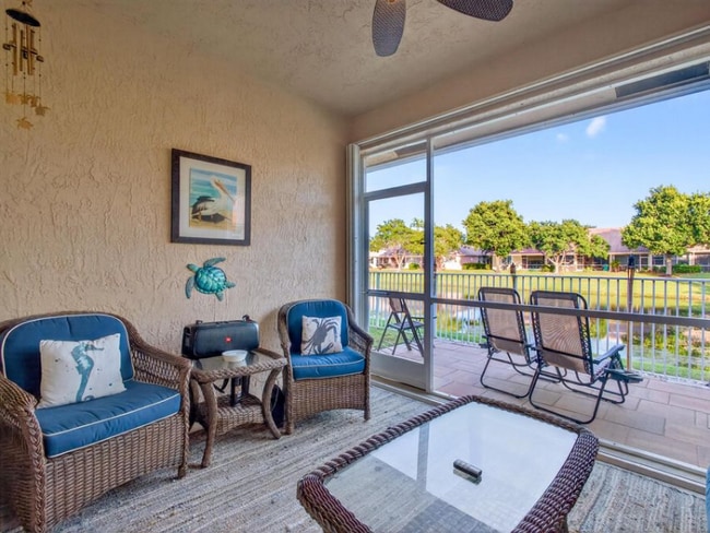 Photo - 233 W Coral Trace Cir