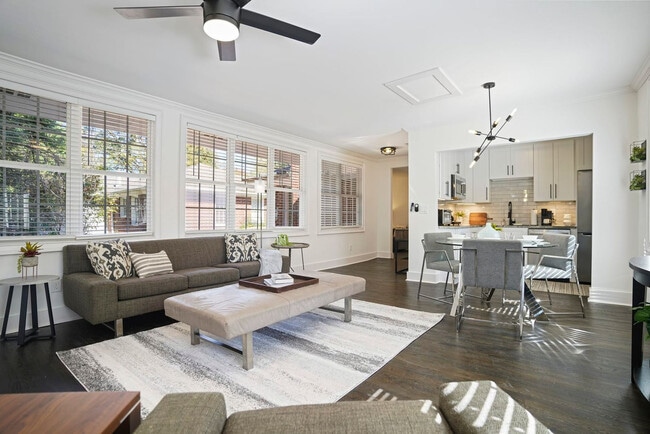 Photo - 975 Shadowridge Dr SE Unit SI ID1475255P