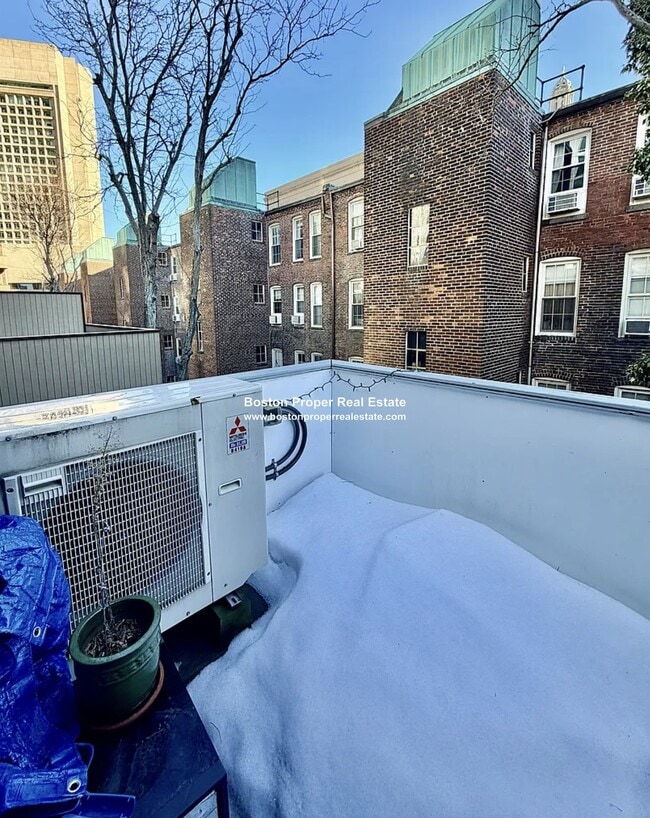 Photo - 52 Saint Germain St