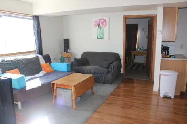 Photo - 1100 W 20th St Unit 1100