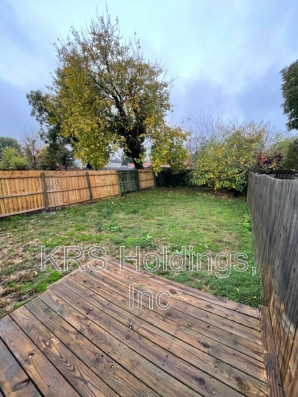 Photo - 1132 Commerce Ave