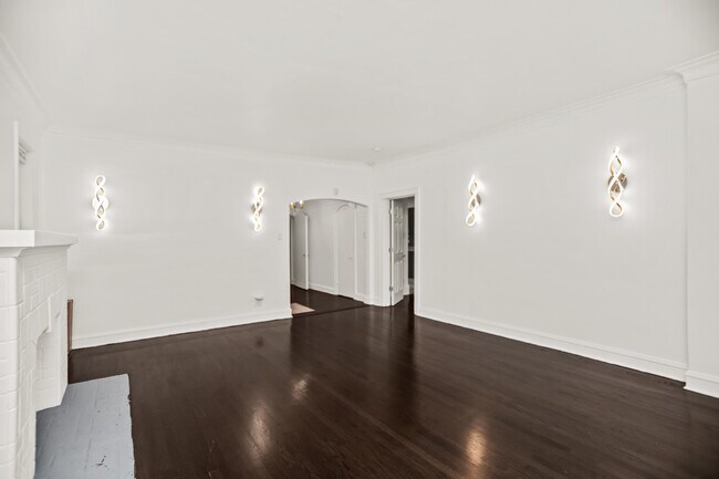 Photo - 7958 S Luella Ave