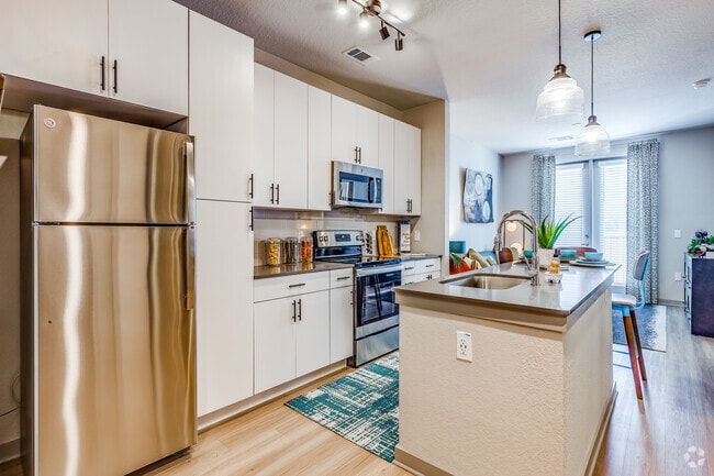 1 BR. 1 BA - 667 SF - Arte St. Pete