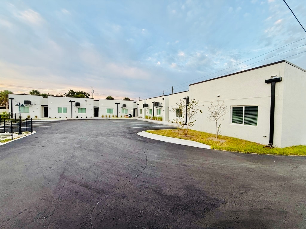 Photo - 401 E Boyer St