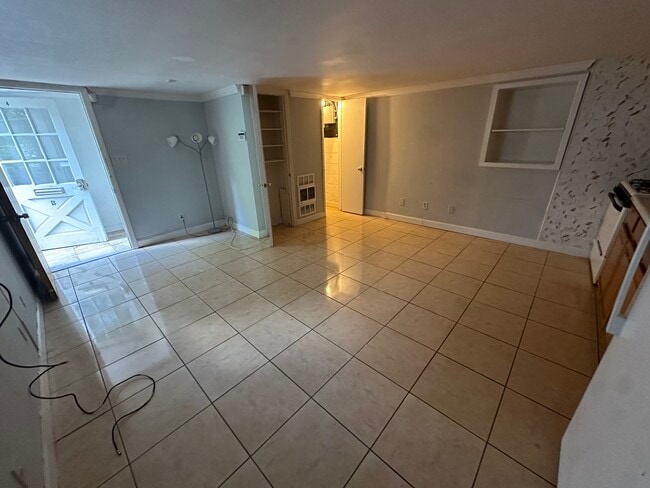 801 Mountain Ave Unit A
