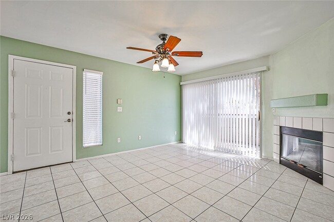 Building Photo - 4955 S Lindell Rd Unit 221