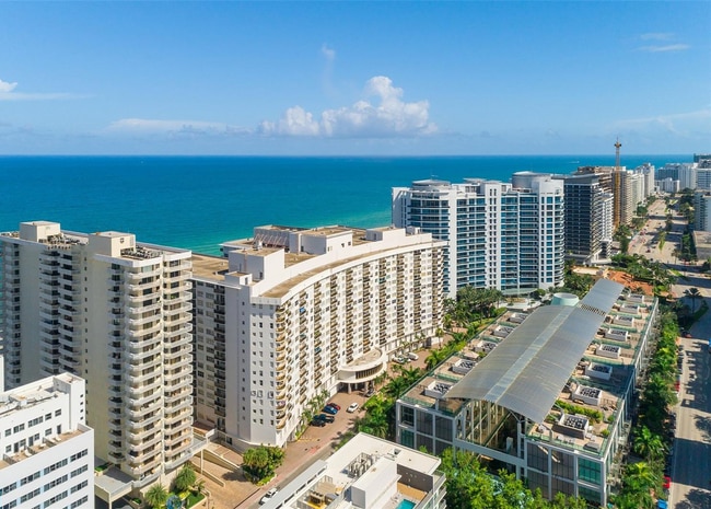 6039 Collins Ave Unit 7