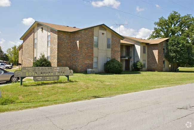 Photo - Boyd South Apartments