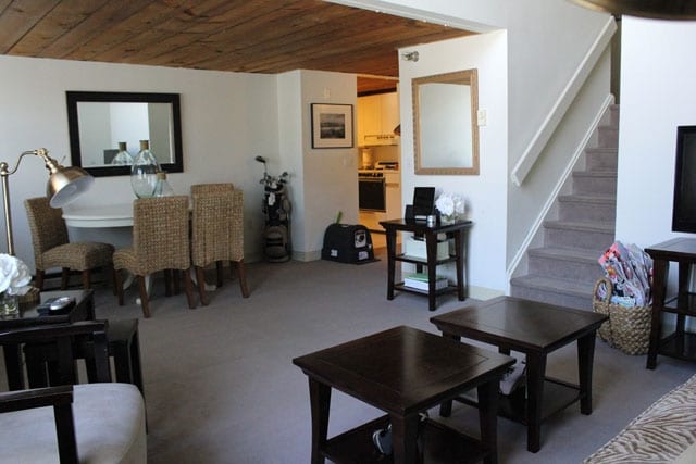 Living/Dining Area