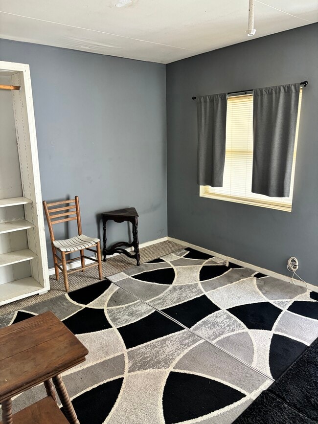 Photo - 110 Rhodes St Unit A