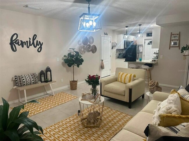 7502 Melaleuca Ln