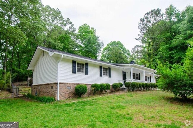 Building Photo - 2923 Bicentennial Dr SW Rental