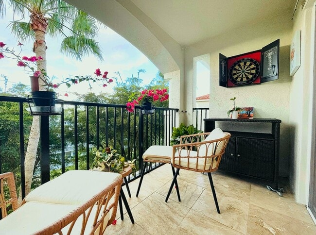 Photo - 1405 Tuscany Way Unidad 1405