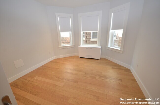 Photo - 35 South St Unit 3