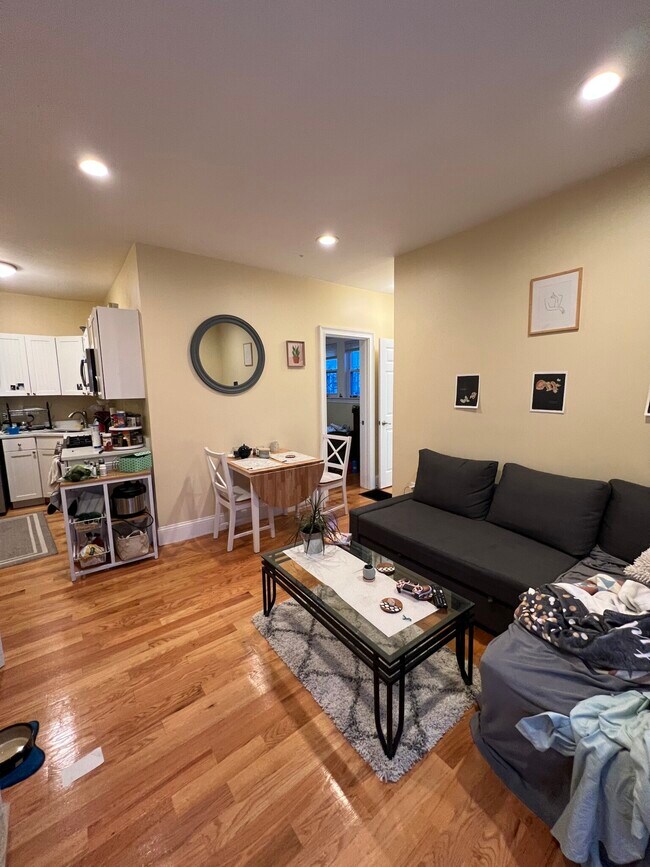 Photo - 87 Morrison Ave Unidad 1R